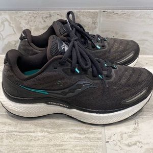 Saucony Triumph